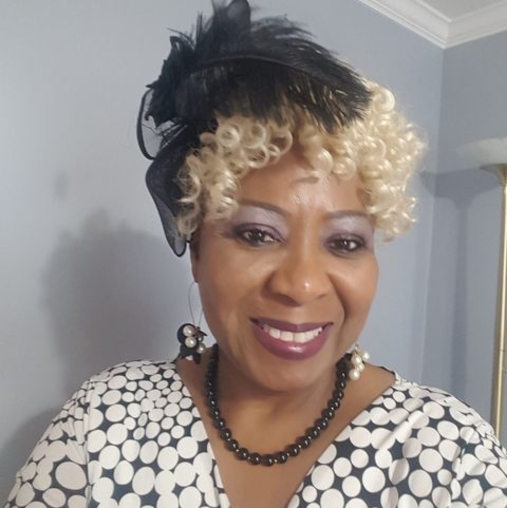 Meet your Posher, Joy